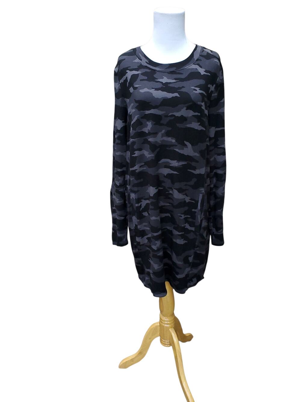 Athleta Camo Luxe Balance Sweatshirt Dress Gray Athleisure Loungewear Cozy Sz L